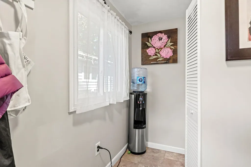 66 Worthley Avenue Seabrook NH 03874
