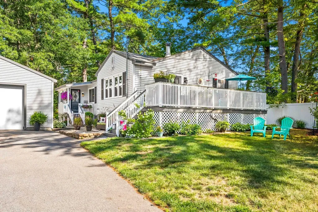66 Worthley Avenue Seabrook NH 03874