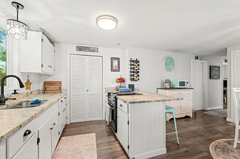 66 Worthley Avenue Seabrook NH 03874
