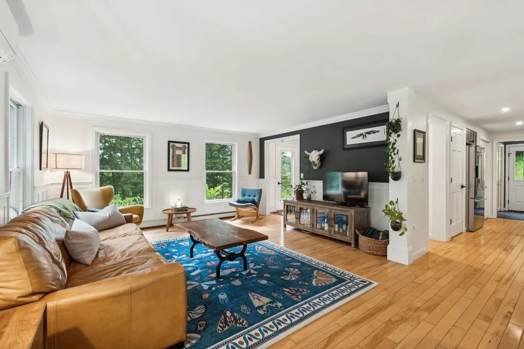 167 Limey Lane Pomfret VT 05053