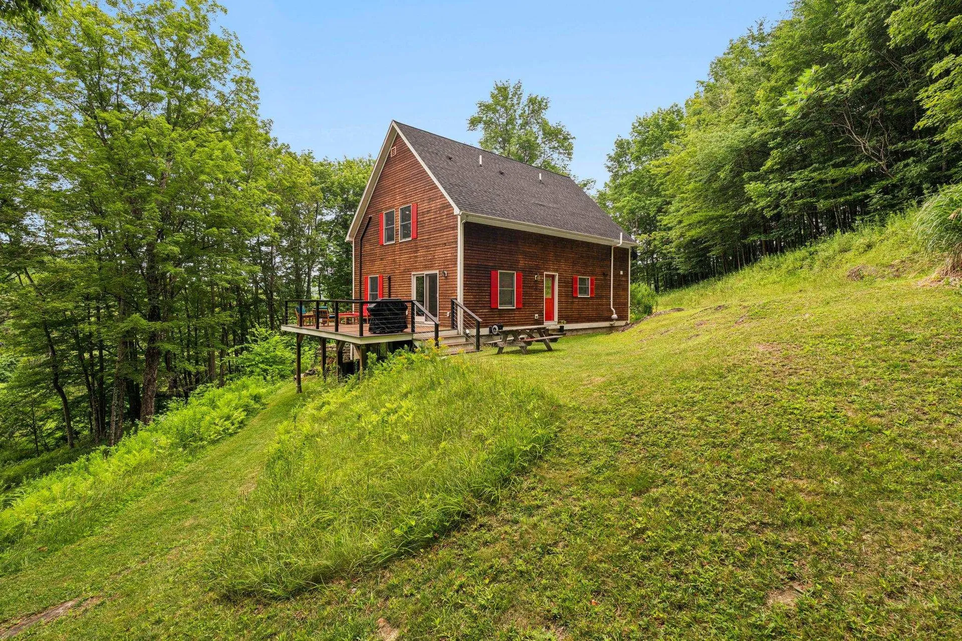 167 Limey Lane Pomfret VT 05053