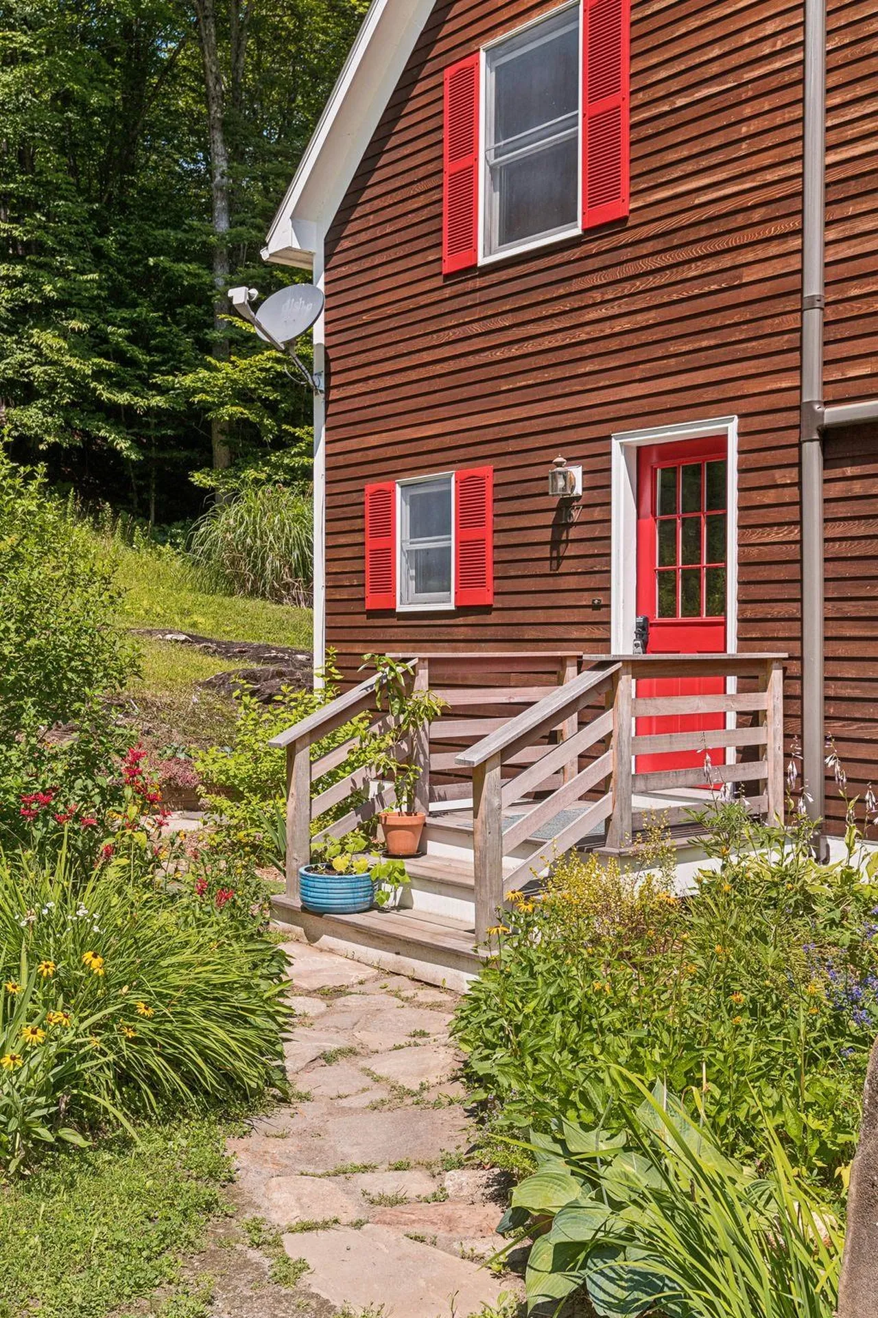 167 Limey Lane Pomfret VT 05053