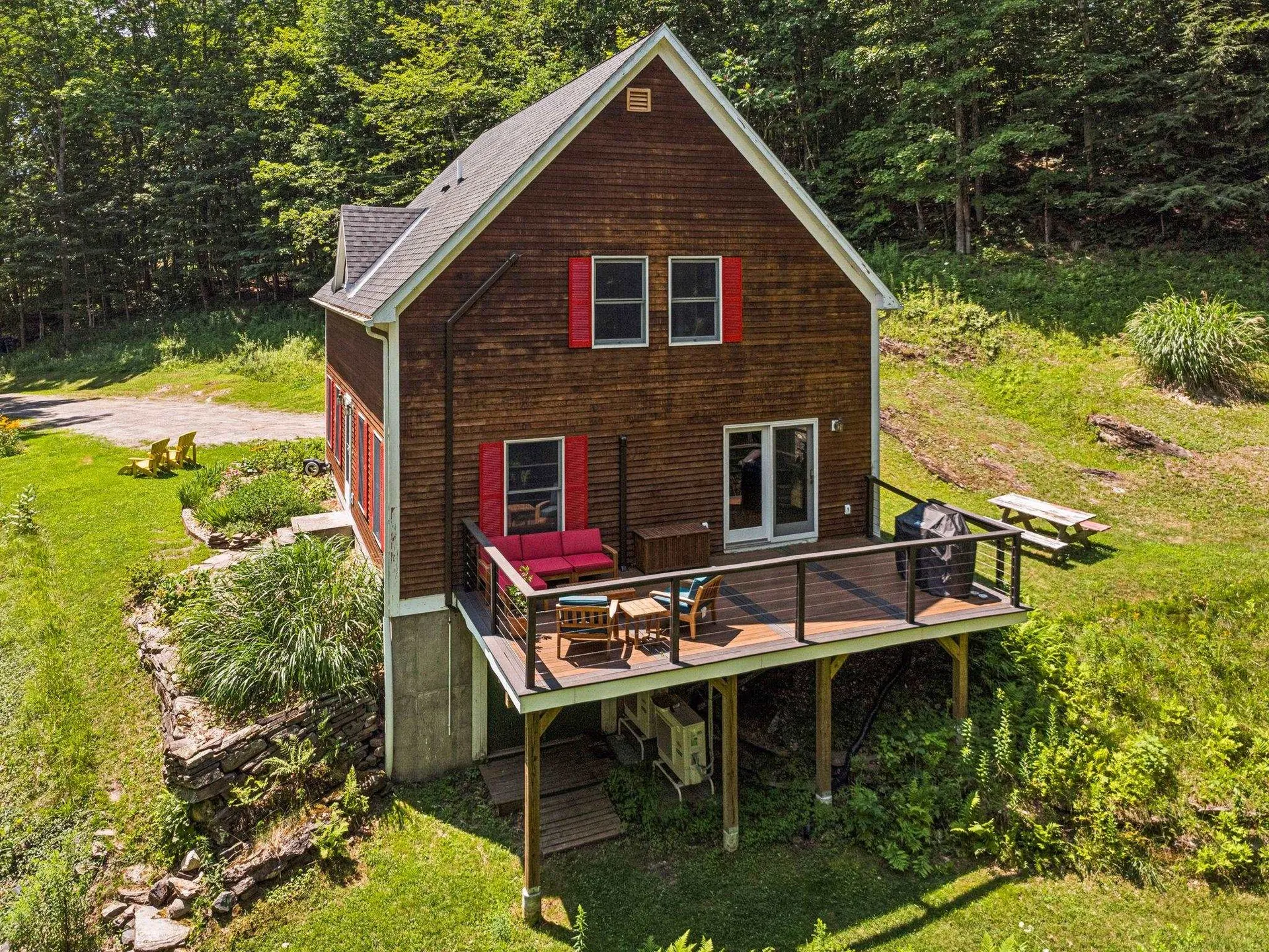 167 Limey Lane Pomfret VT 05053
