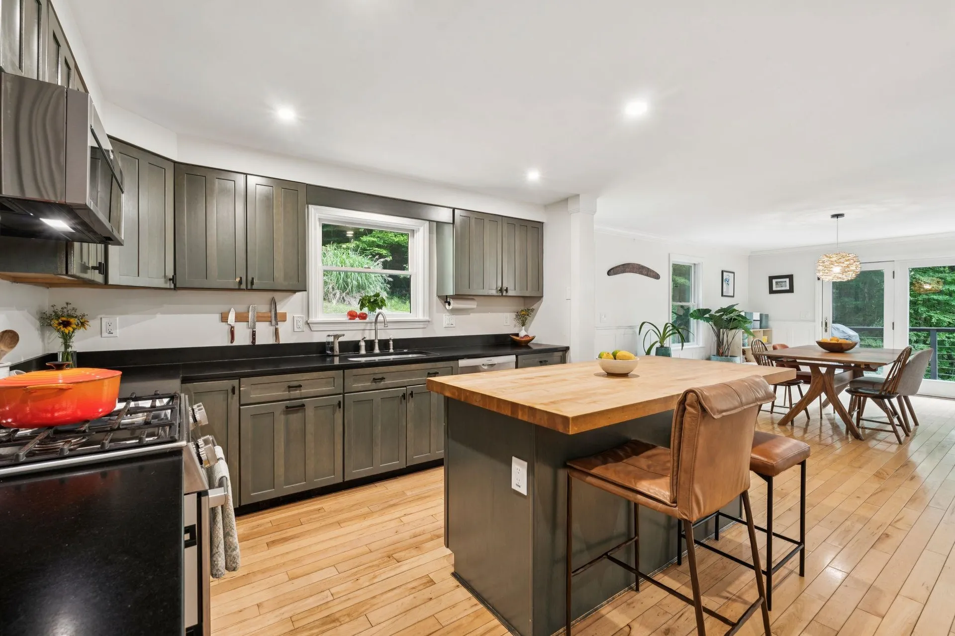 167 Limey Lane Pomfret VT 05053
