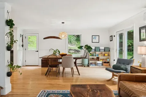 167 Limey Lane Pomfret VT 05053