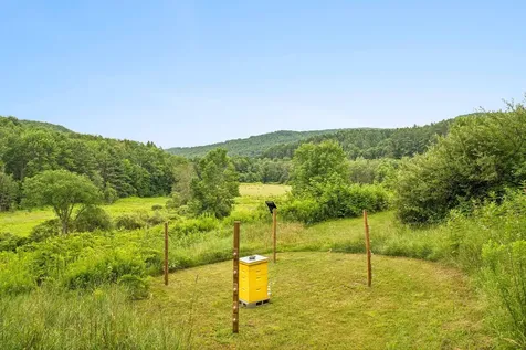167 Limey Lane Pomfret VT 05053