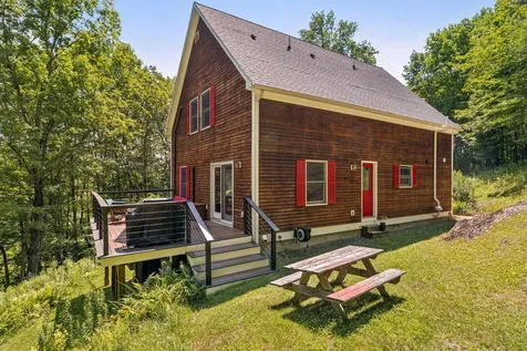 167 Limey Lane Pomfret VT 05053