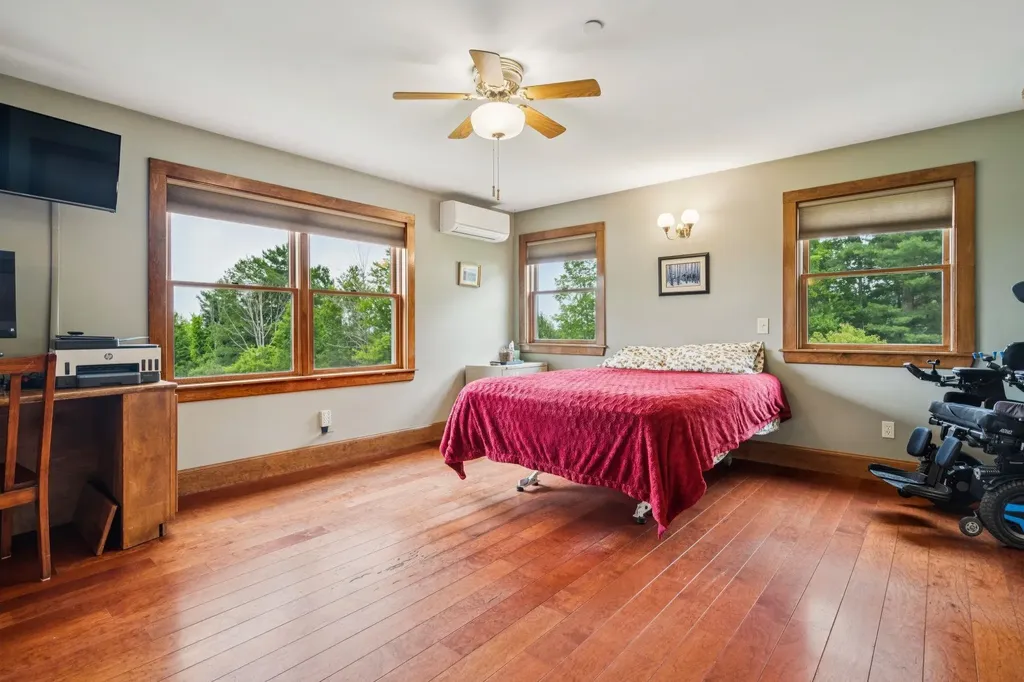 439 East Green Mountain Road Claremont NH 03743