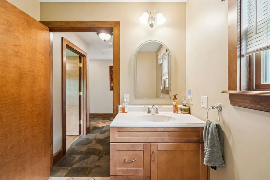 439 East Green Mountain Road Claremont NH 03743