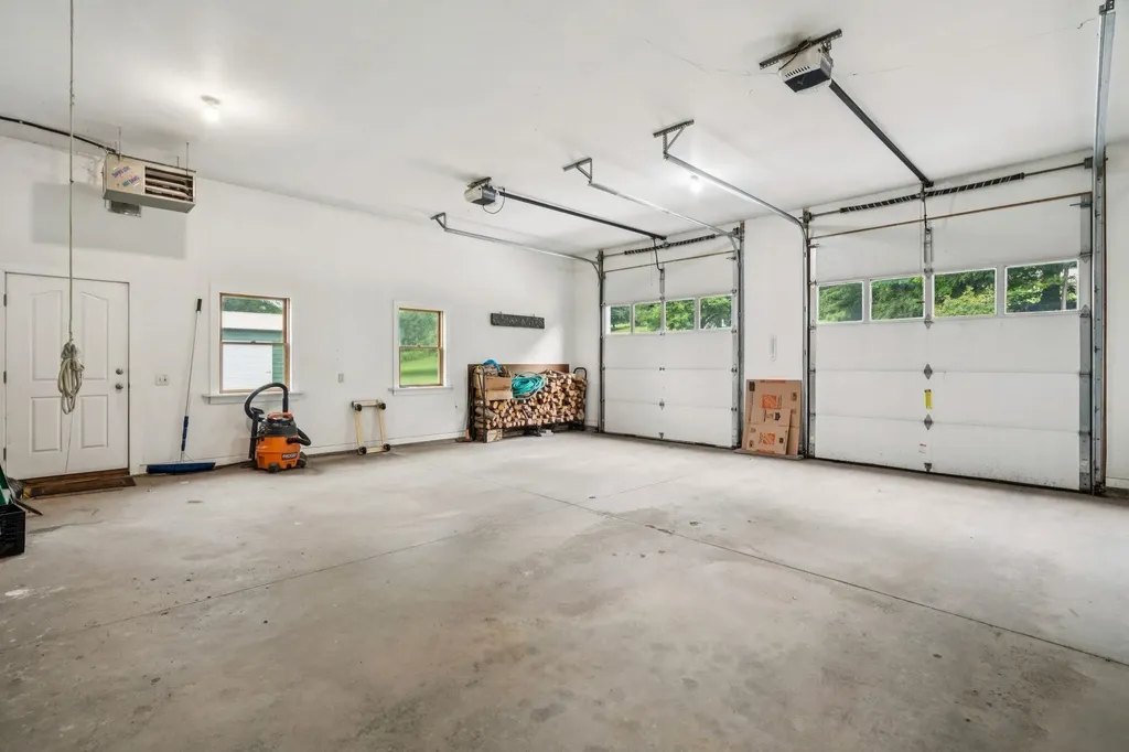 439 East Green Mountain Road Claremont NH 03743