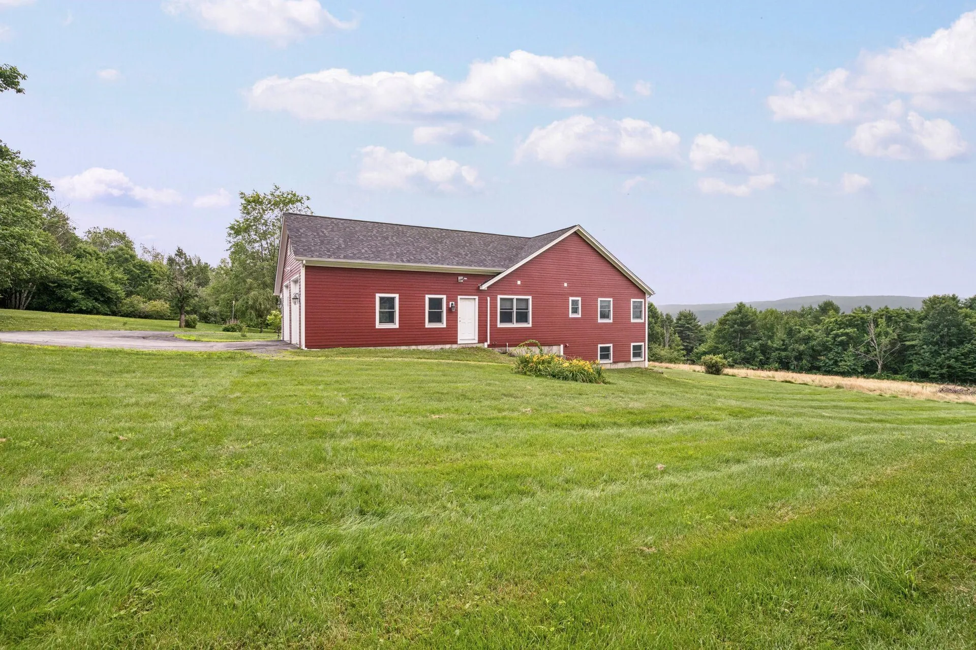439 East Green Mountain Road Claremont NH 03743
