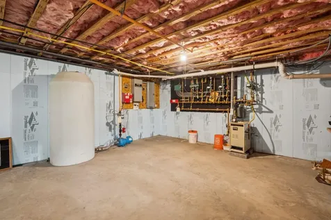 439 East Green Mountain Road Claremont NH 03743