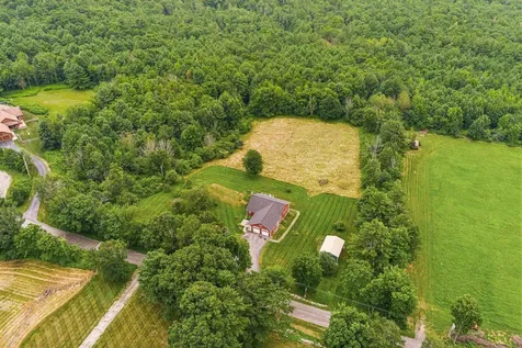 439 East Green Mountain Road Claremont NH 03743