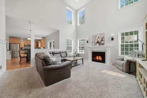 9 Grapevine Road Merrimack NH 03054
