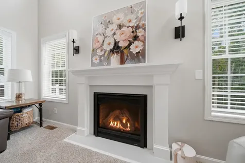 9 Grapevine Road Merrimack NH 03054