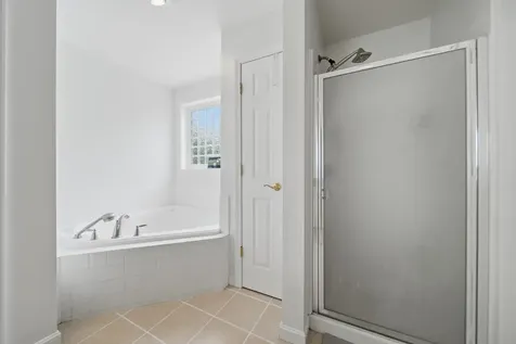9 Grapevine Road Merrimack NH 03054