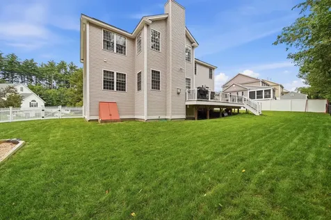 9 Grapevine Road Merrimack NH 03054