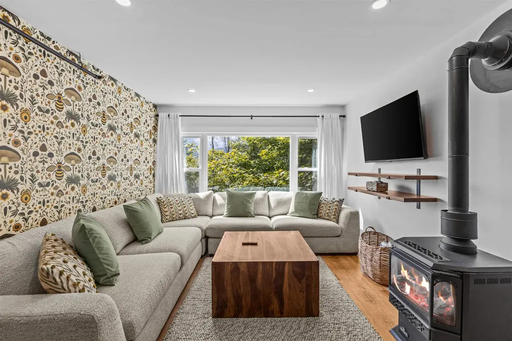 260 Mountainside Drive Stowe VT 05672