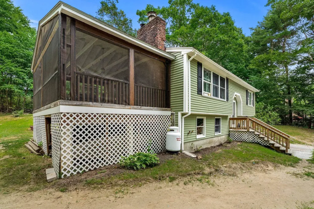 96 Clark Hill Road New Boston NH 03070