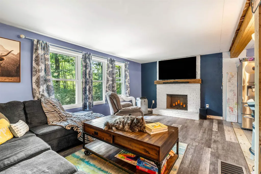 96 Clark Hill Road New Boston NH 03070