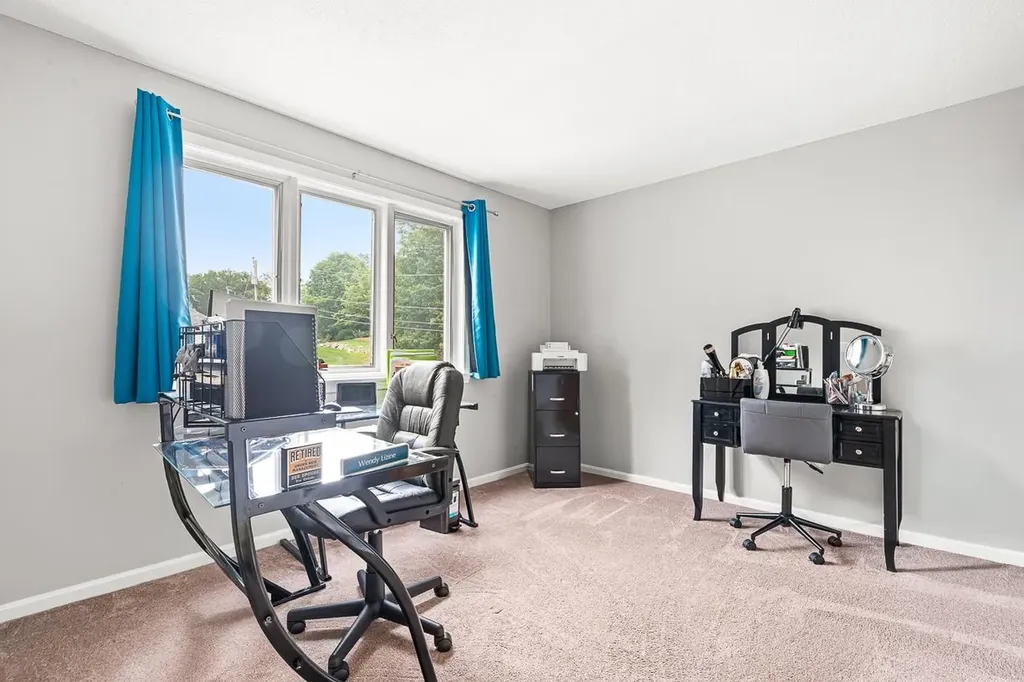 41 Aster Court Nashua NH 03062