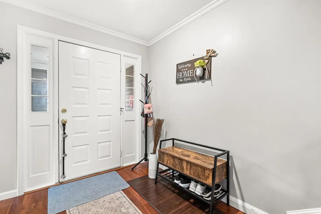 41 Aster Court Nashua NH 03062