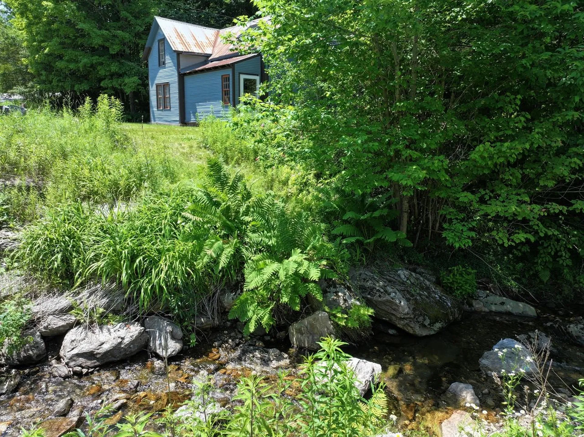 9562 Main Road Huntington VT 05462