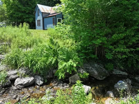 9562 Main Road Huntington VT 05462
