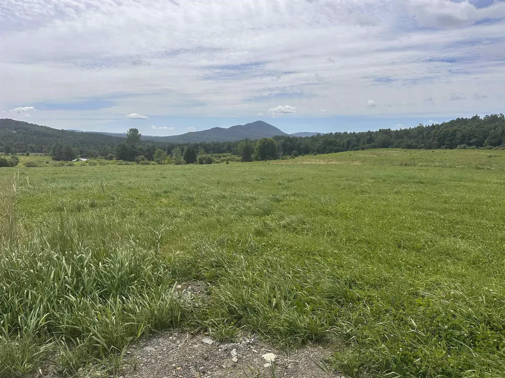00 Corner Of Cleveland Corners And Trombley Hill Road Hyde Park VT 05655