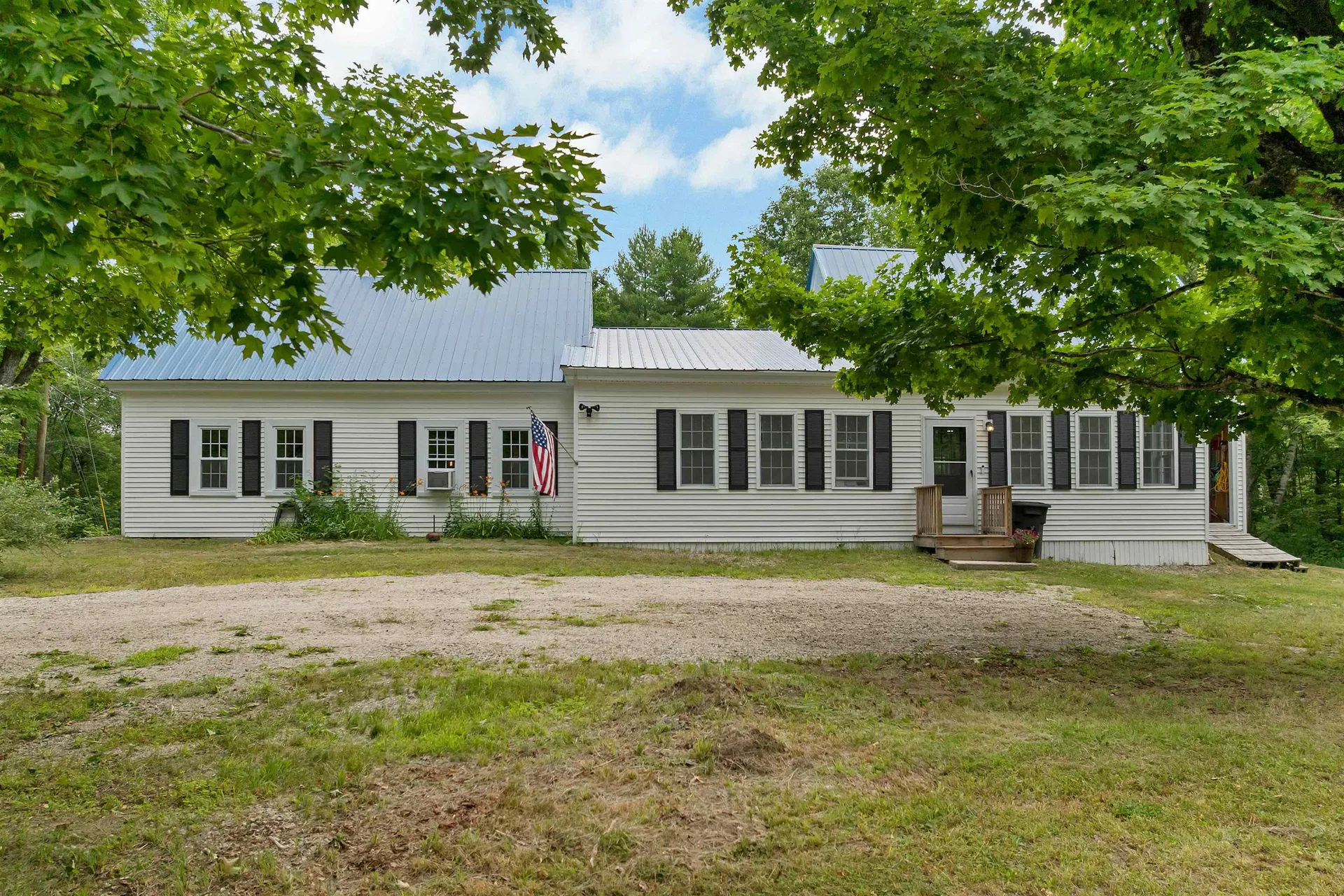 1622 Lovell Lake Road Wakefield NH 03872