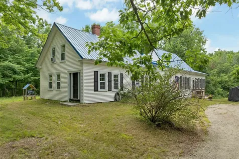 1622 Lovell Lake Road Wakefield NH 03872