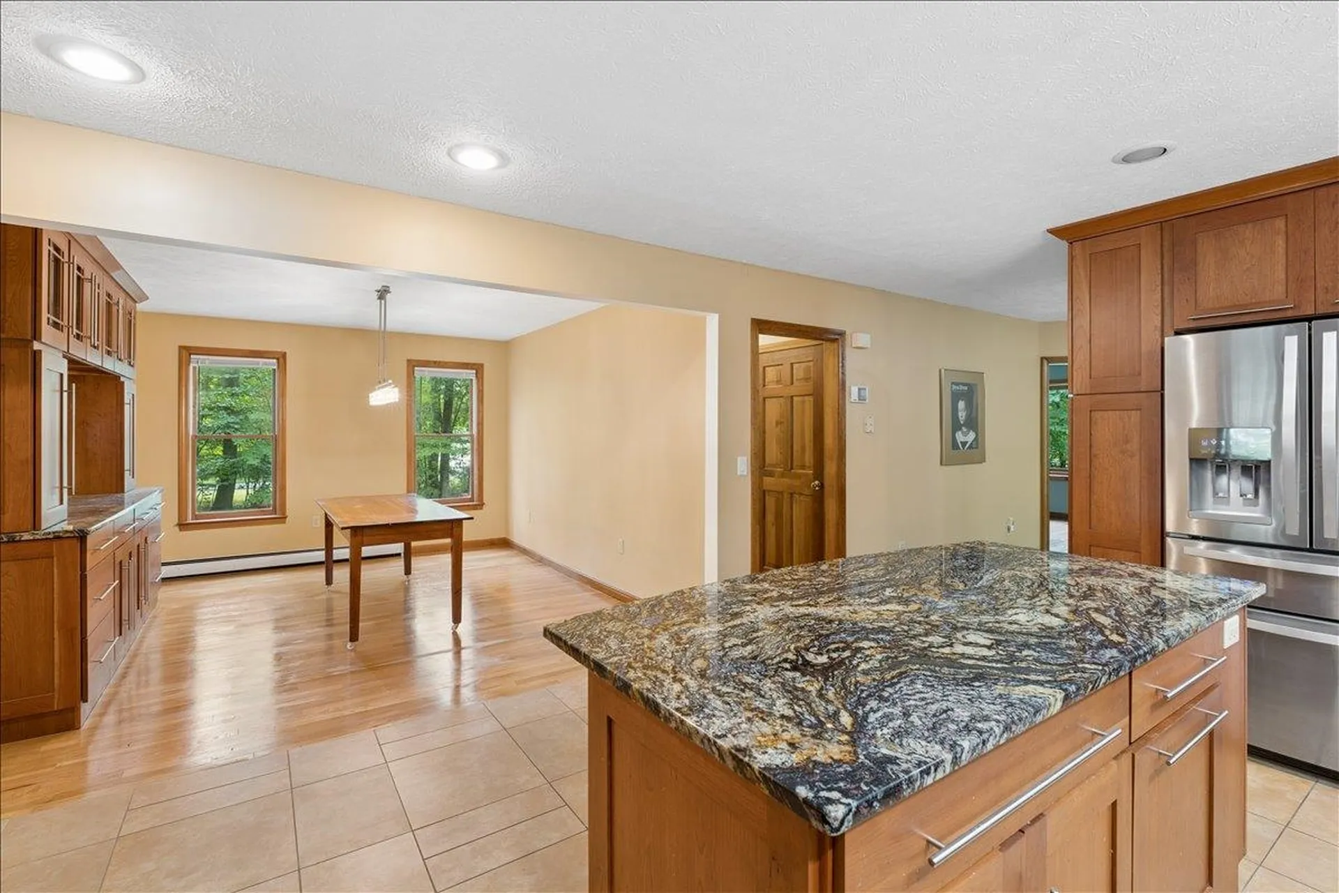 4 Berge Lane Derry NH 03038