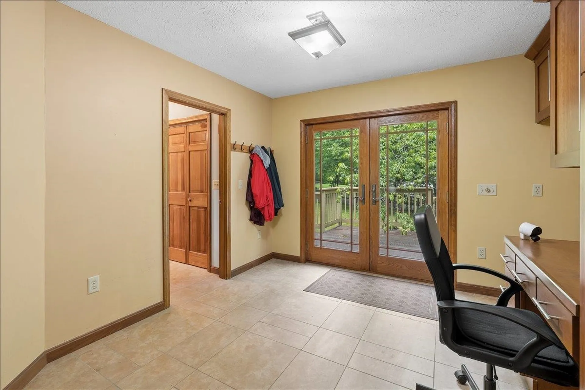 4 Berge Lane Derry NH 03038