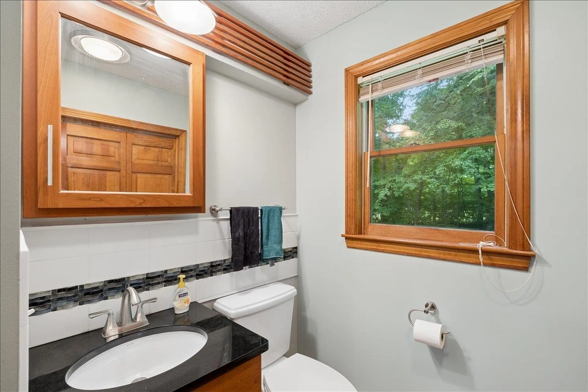 4 Berge Lane Derry NH 03038