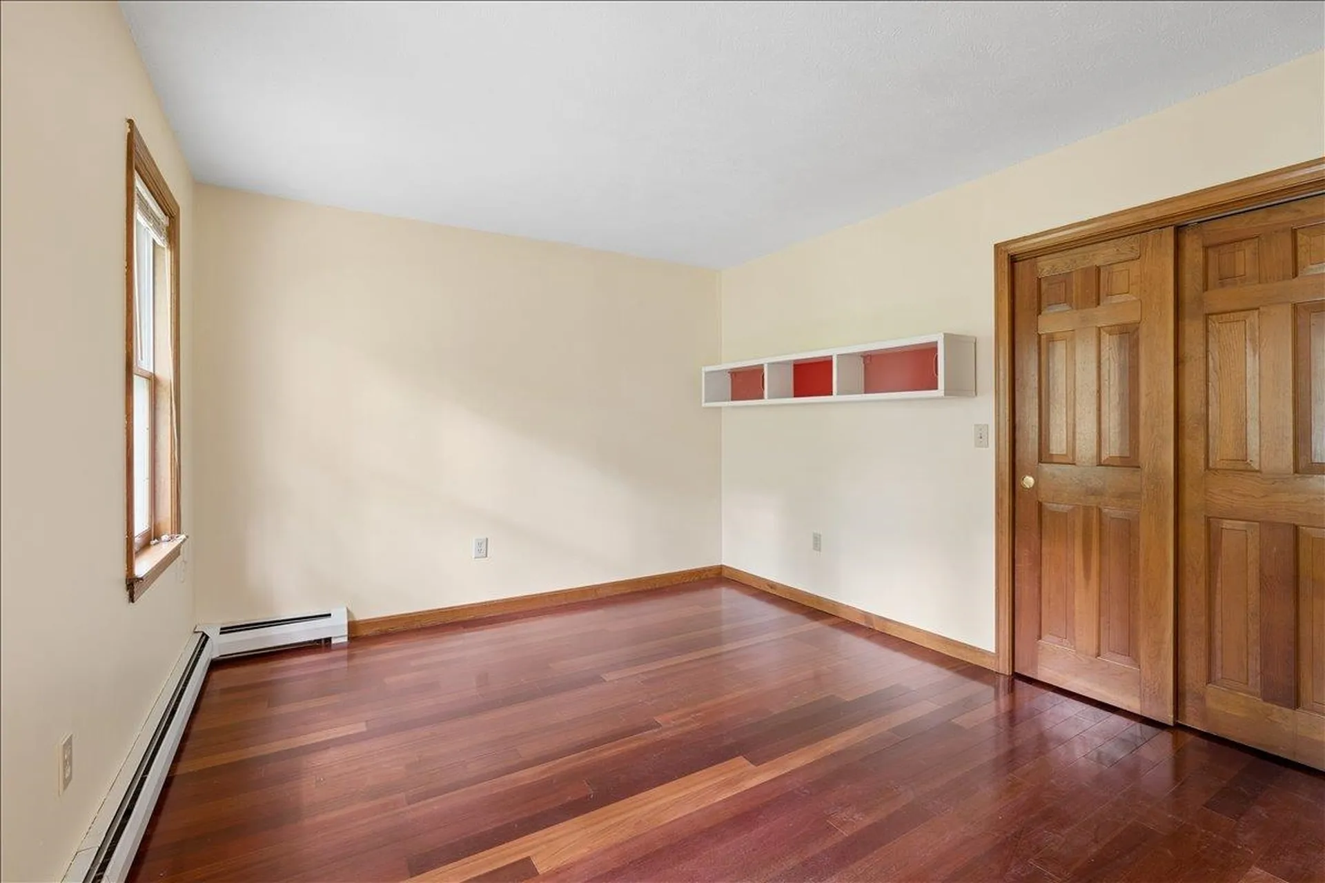 4 Berge Lane Derry NH 03038