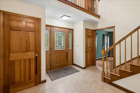 4 Berge Lane Derry NH 03038