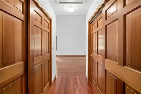 4 Berge Lane Derry NH 03038