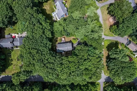 4 Berge Lane Derry NH 03038