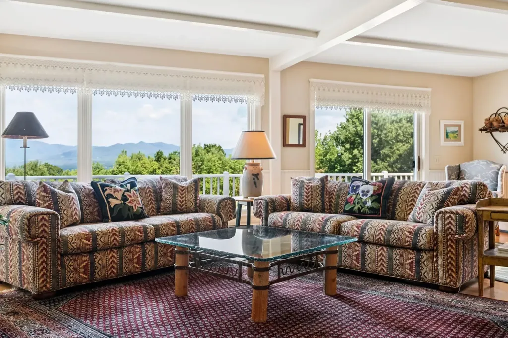 600 Taber Ridge Road Stowe VT 05672