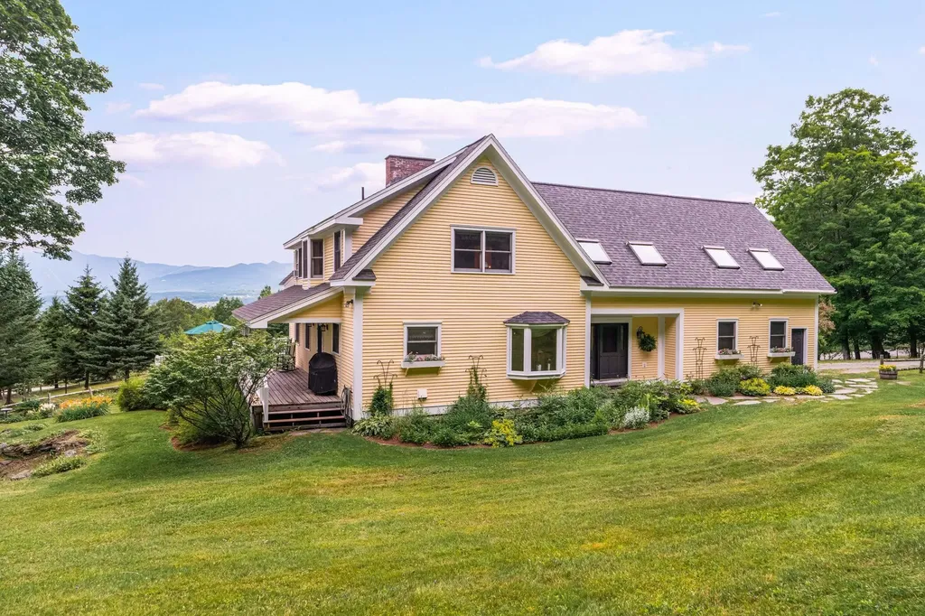 600 Taber Ridge Road Stowe VT 05672