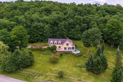 600 Taber Ridge Road Stowe VT 05672