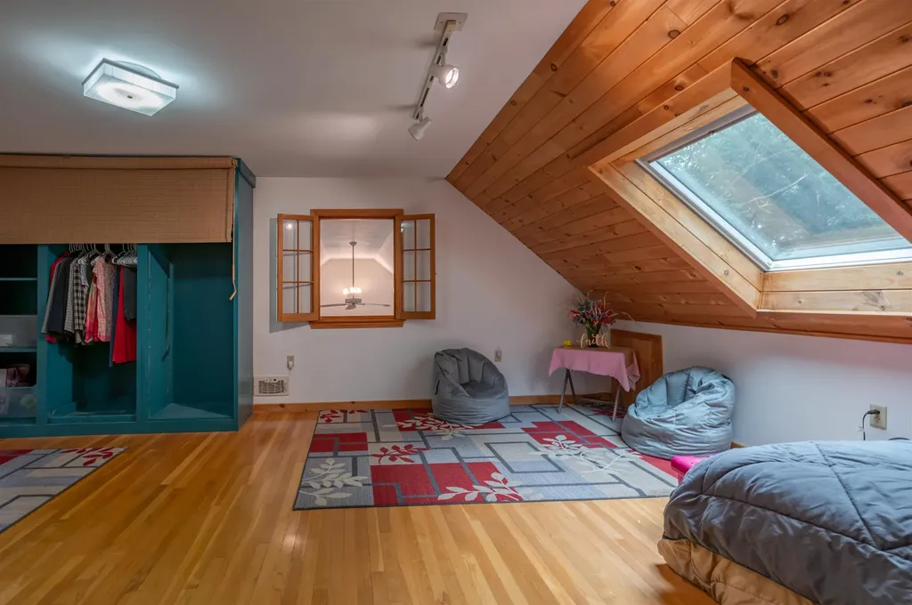 68 Merrimack Road Amherst NH 03031