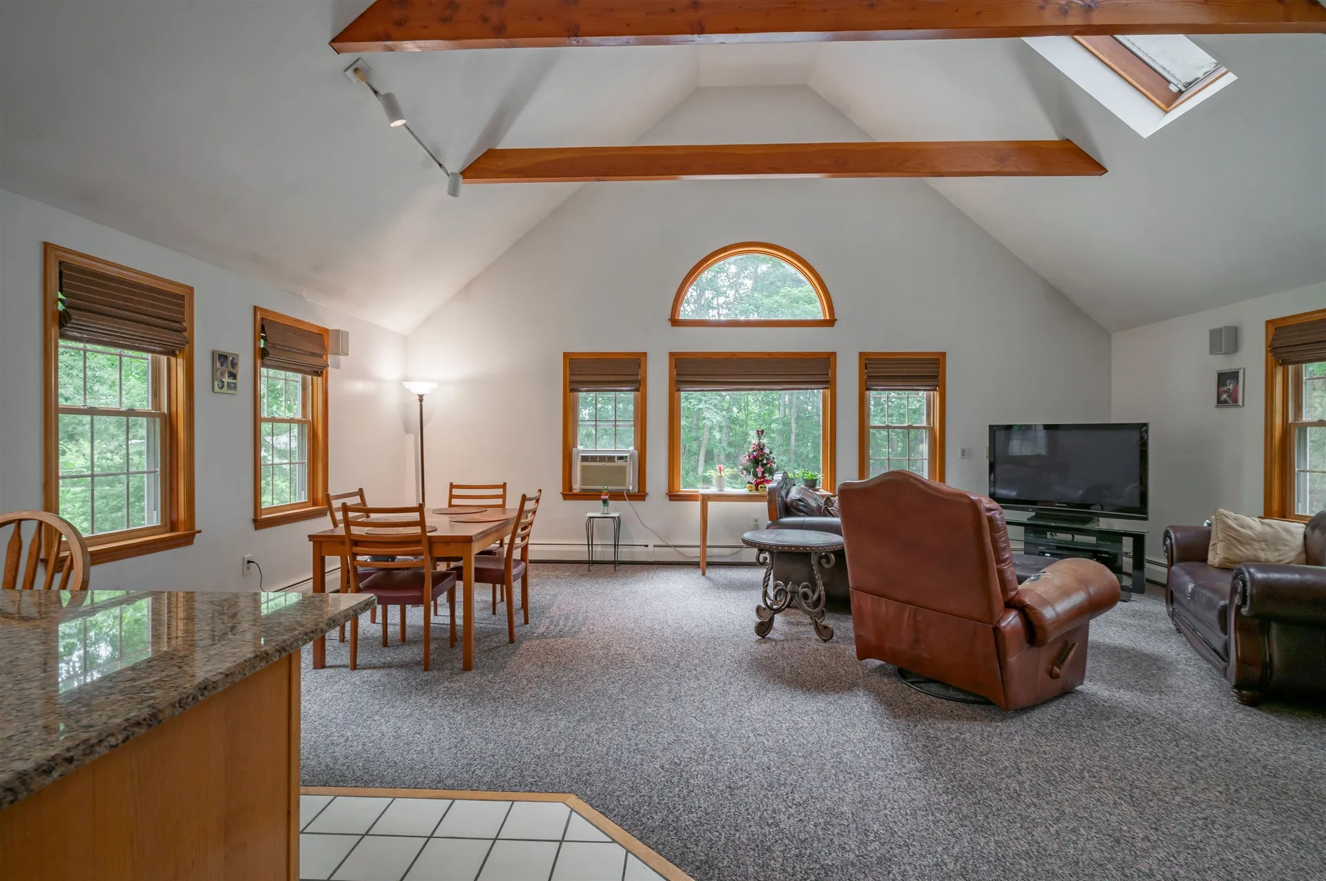 68 Merrimack Road Amherst NH 03031