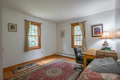 68 Merrimack Road Amherst NH 03031