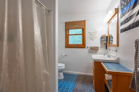 68 Merrimack Road Amherst NH 03031