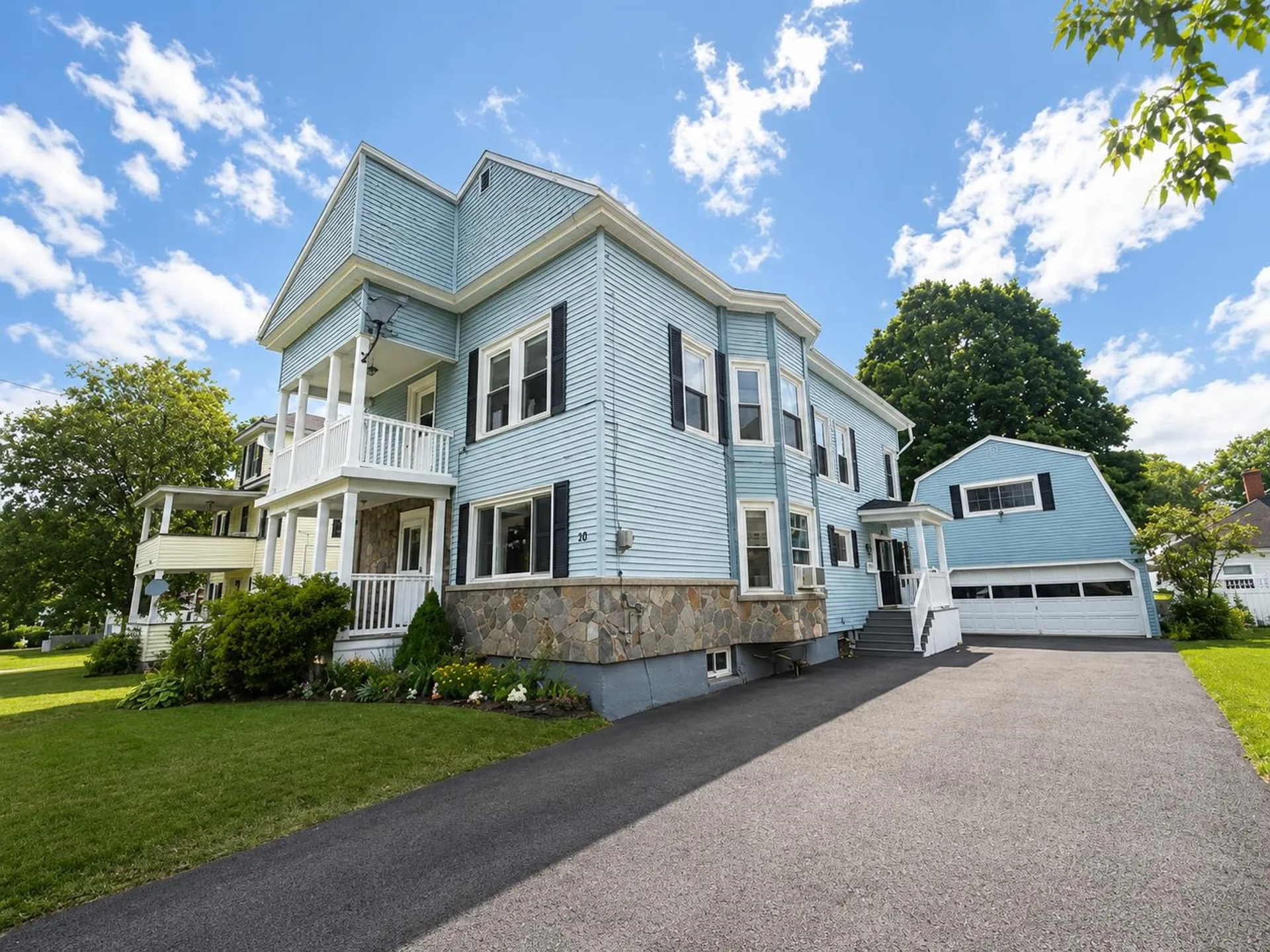 16 Pine Street Gorham NH 03581