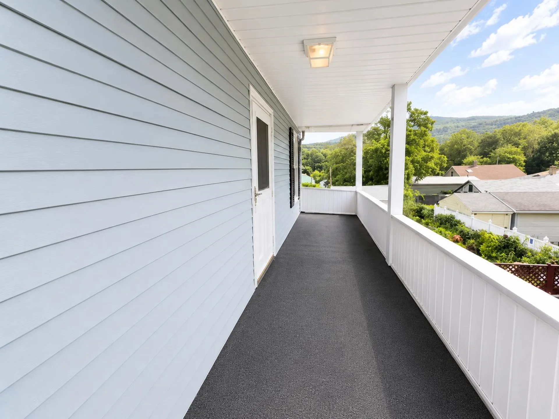 16 Pine Street Gorham NH 03581