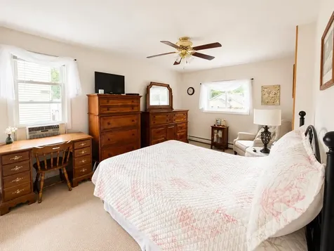 16 Pine Street Gorham NH 03581