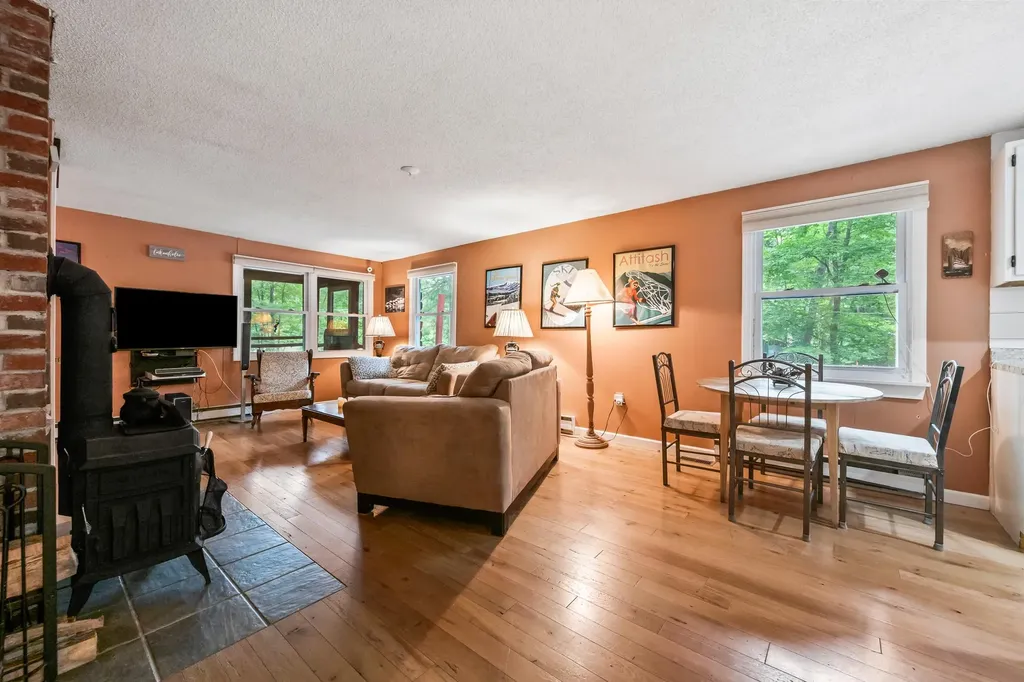 453 Old Mill Road Conway NH 03813