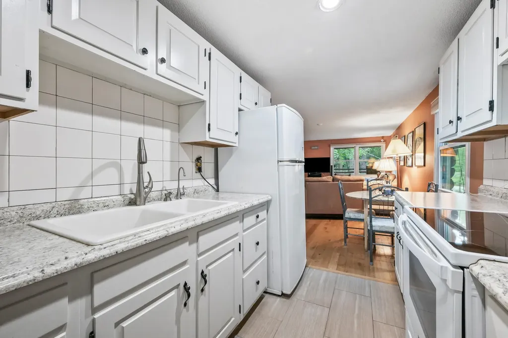 453 Old Mill Road Conway NH 03813